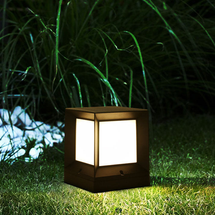 Modern Simple Solar Quadrupole Waterproof Outdoor Garden Column Post Head Light