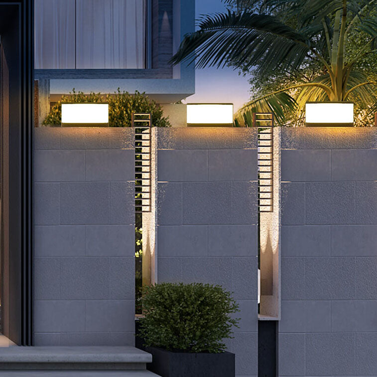 Modern Minimalist Solar Outdoor Round Column Post Head LED Waterproof Landscape Light for Garden