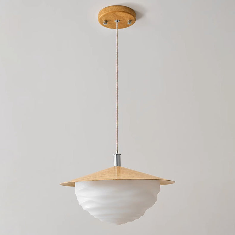 Suspension LED à abat-jour ondulé en PE imitation bois traditionnel japonais pour salon 