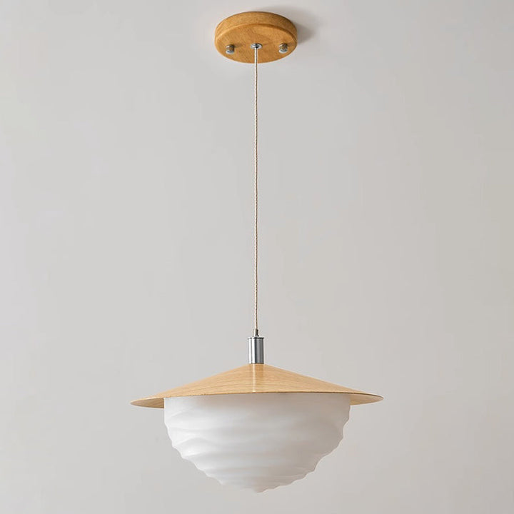 Suspension LED à abat-jour ondulé en PE imitation bois traditionnel japonais pour salon 