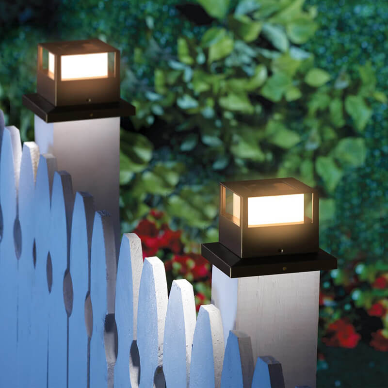 مصباح رأس عمود حائط خارجي مقاوم للماء بتقنية LED الشمسية الحديثة 