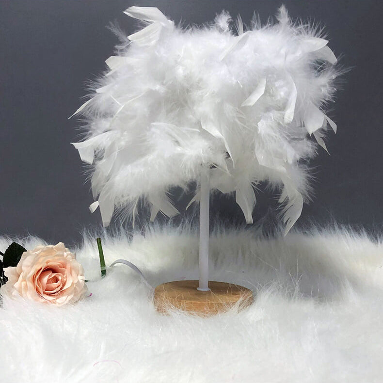 Nordic Creative Feather 1-Light Night Light Decorate Table Lamp