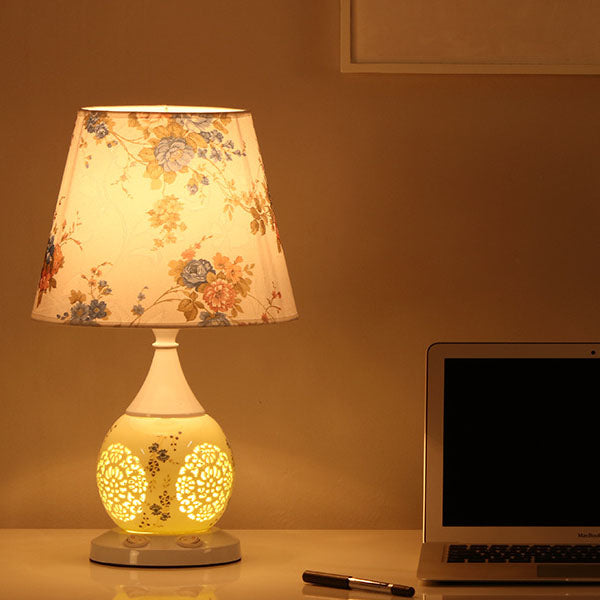 Traditional Chinese Ceramic Fabric Floral Cone 1-Light Table Lamp For Living Room &amp; Bedroom
