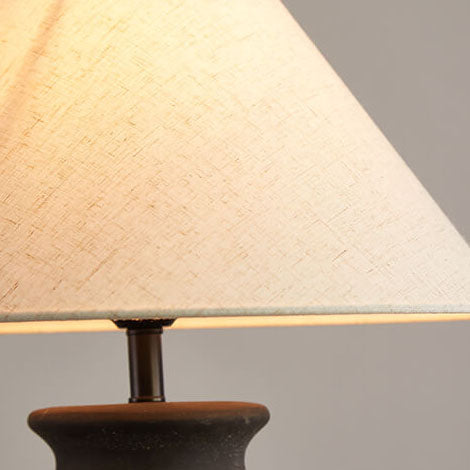 Traditionelle japanische Stoffschirm-Keramikgefäßbasis 1-Licht-Tischlampe für das Studium 