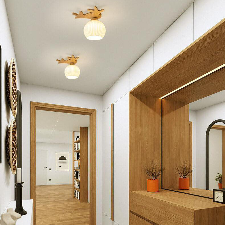 Lámpara de techo semiempotrada de 1 luz con cúpula de cristal y diseño de asta en madera maciza estilo nórdico contemporáneo para pasillo 