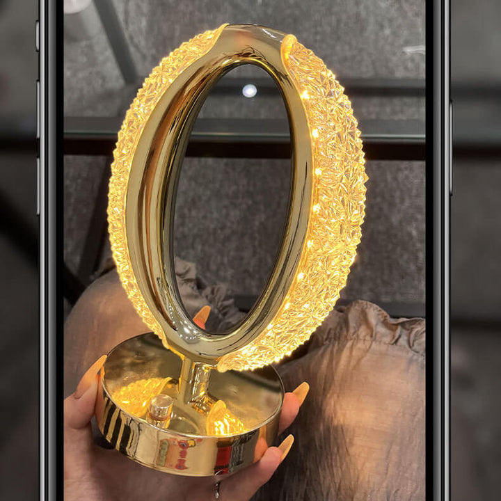 Moderne luxuriöse LED-Tischlampe mit Ring aus Eisen und Acryl mit Touch-Funktion fürs Schlafzimmer 