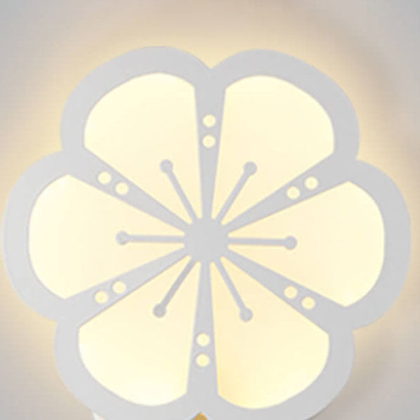 Moderne minimalistische Pflaumendesign-Acryl-LED-Wandleuchte 