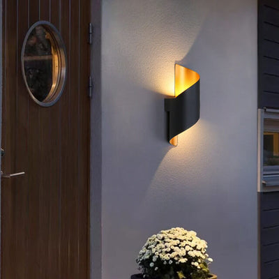 Modern Creative Bending Aluminum Outdoor Indoor Waterproof LED Wall Sconce Lamp