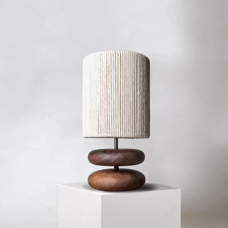 Japanischer minimalistischer Walnussstoff-Lampenschirm Zylinder 1-Licht Tischlampe 