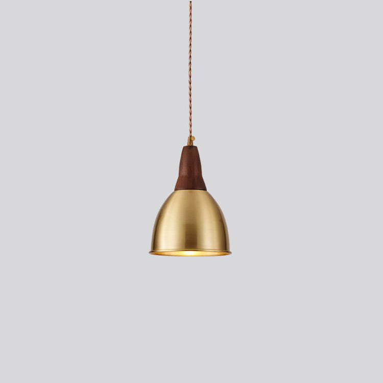 Traditionelle Vintage-Pendelleuchte aus Messing und Walnuss mit runder Kuppel und 1 Licht für das Wohnzimmer 