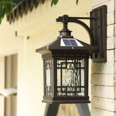 مصباح حائط خارجي مربع الشكل يعمل بتقنية LED ومقاوم للماء 
