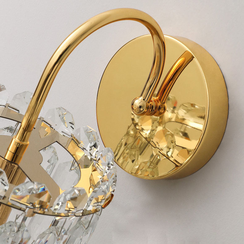 Modern Luxury Gold Finish Frame Dazzling Prismatic Crystal 1-Light Wall Sconce Lamp For Living Room