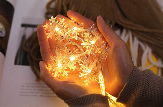 LED-Lichterketten Weihnachts-Schneeflocke Bunte 20 Licht LED Wasserdichte Außenlichterkette 