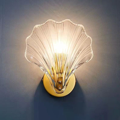 Contemporary Luxury Shell Glass Brass Finish Frame 1-Light Wall Sconce Lamp For Bedroom