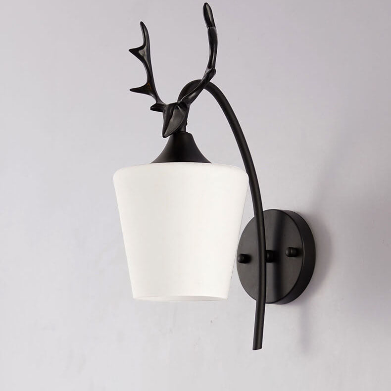 Nordische kreative Wandleuchte mit Geweih-Design, Glasschirm in Kegelform, 1-flammig, für das Wohnzimmer 
