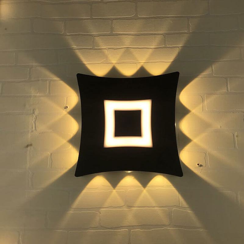 Lampe murale LED extérieure lumineuse carrée moderne et créative pour jardin 