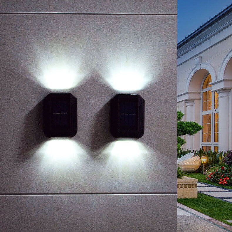 مصباح حائط LED خارجي بإضاءة شمسية لأعلى ولأسفل للحديقة 