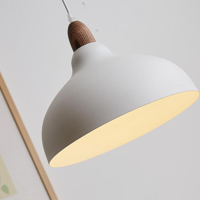 Japanische einfache Pendelleuchte aus massivem Holz mit runder Kuppel und 1 Licht 