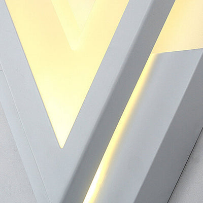 Minimalistische kreative LED-Wandleuchte in V-Form 