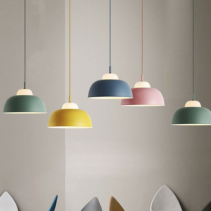 Moderne minimalistische 1-flammige Pendelleuchte aus Macaron-Eisen 