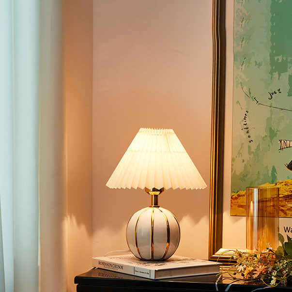 European Vintage Ceramic Fabric 1-Light Table Lamp