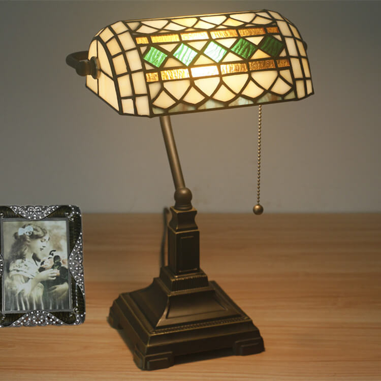 European Vintage Tiffany 1-Light Table Lamp