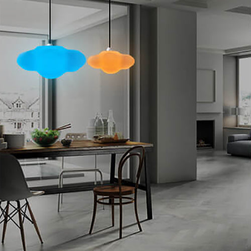 Moderne Harz schwebende Wolken Design Bunte LED Pendelleuchte 