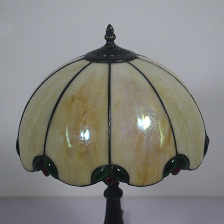 Lampe de table vintage Tiffany beige avec dôme en gemmes vertes à 1 lumière 
