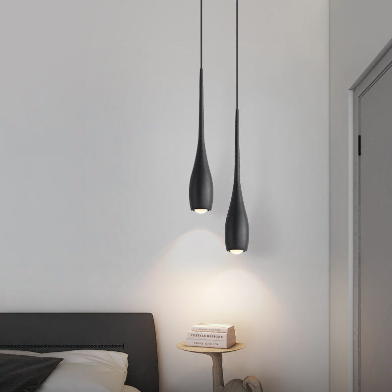 Moderner minimalistischer LED-Pendelleuchter aus Aluminium in Schwarz-Weiß mit einfarbigen Tropfen 