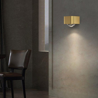 مصباح حائط LED مضيء لأعلى ولأسفل بتصميم مكعب مستطيل مستدير من النحاس العصري البسيط لغرفة النوم 