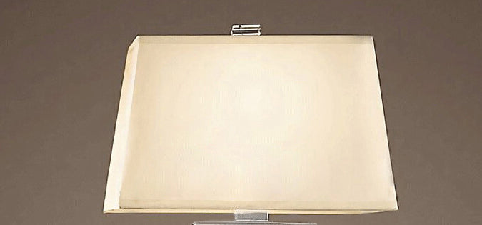 Moderne Stofflampenschirm Kristallbasis 1-Licht Tischlampe 