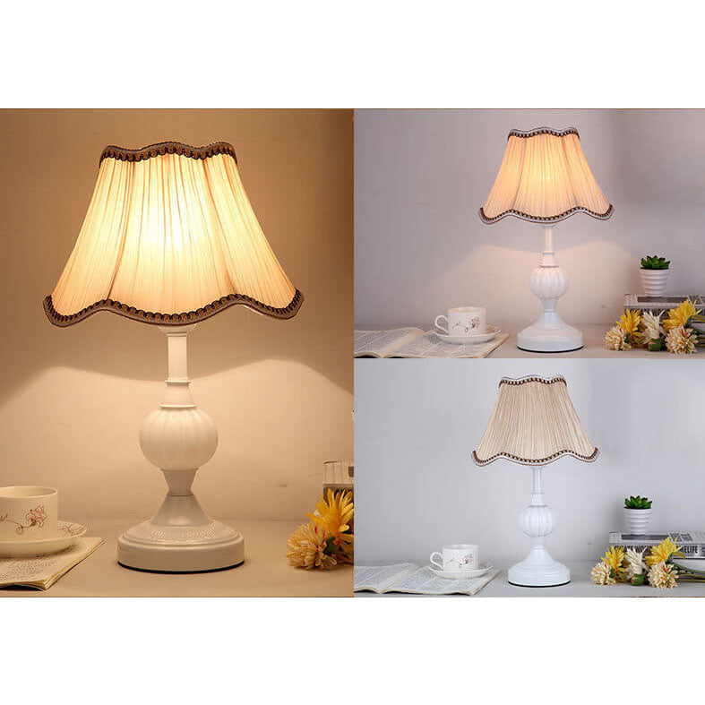 Nordic Vintage Floral Glass Fabric 1-Light Table Lamp