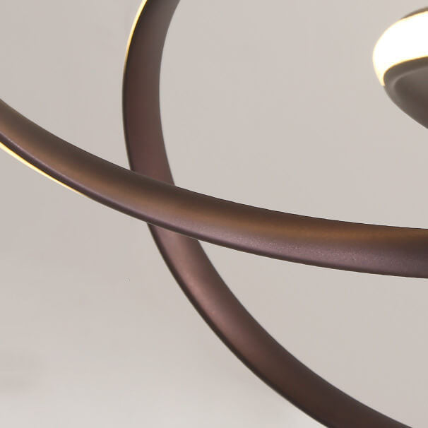 ثريا LED من الألومنيوم والأكريليك بتصميم حلقة فنية نوردية 
