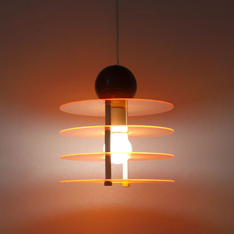 Zeitgenössische nordische bunte Acryl fliegende Untertasse 1-Licht Pendelleuchte für Schlafzimmer 