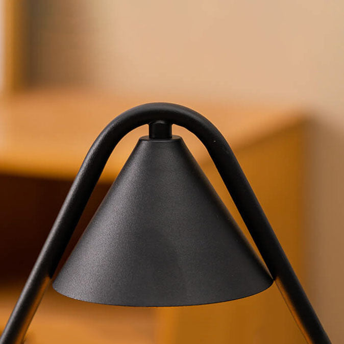 Lampe de Table Nordic Creative Geometric Iron 1 Lumière Cire Fondue 