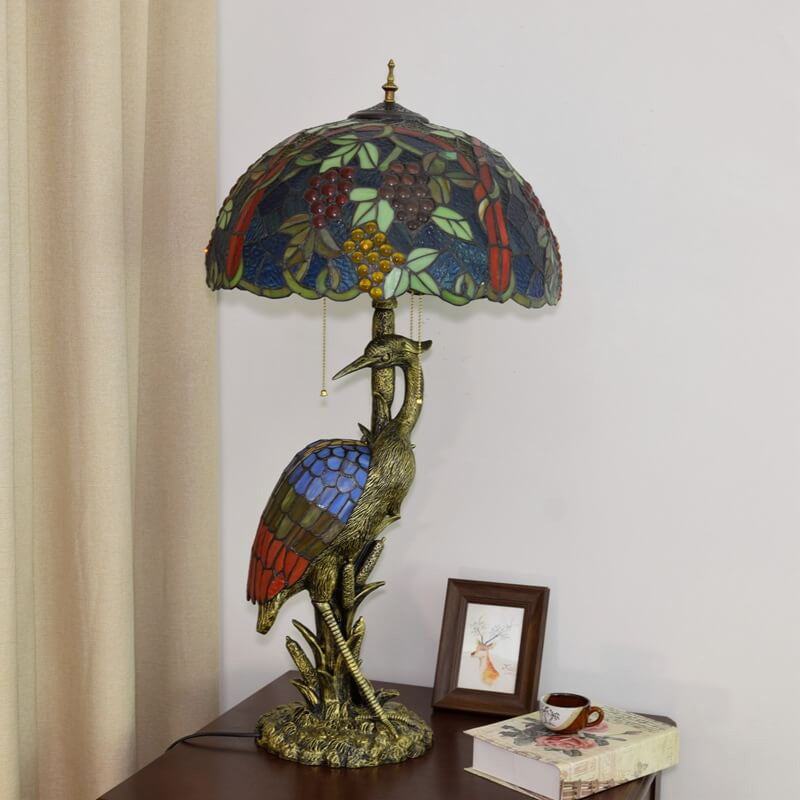 Tiffany Vintage Kranfuß Farbiger Trauben-Glaslampenschirm Design 3-Licht Tischlampe 