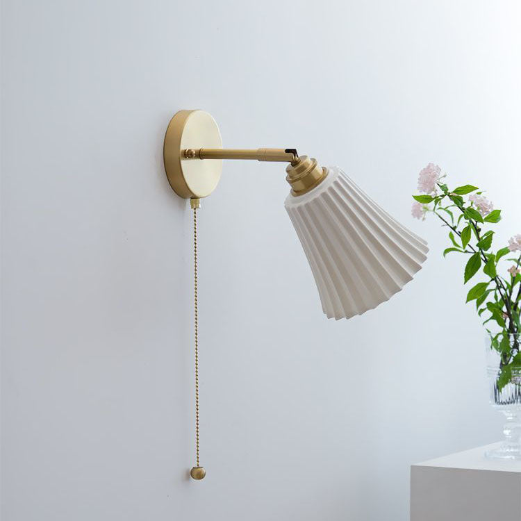 Modern Minimal Brass Ceramic 1-Light Wall Sconce Lamp