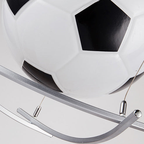 Lampe suspendue pour enfants à 1 lumière en fer et verre de football créatif de dessin animé 