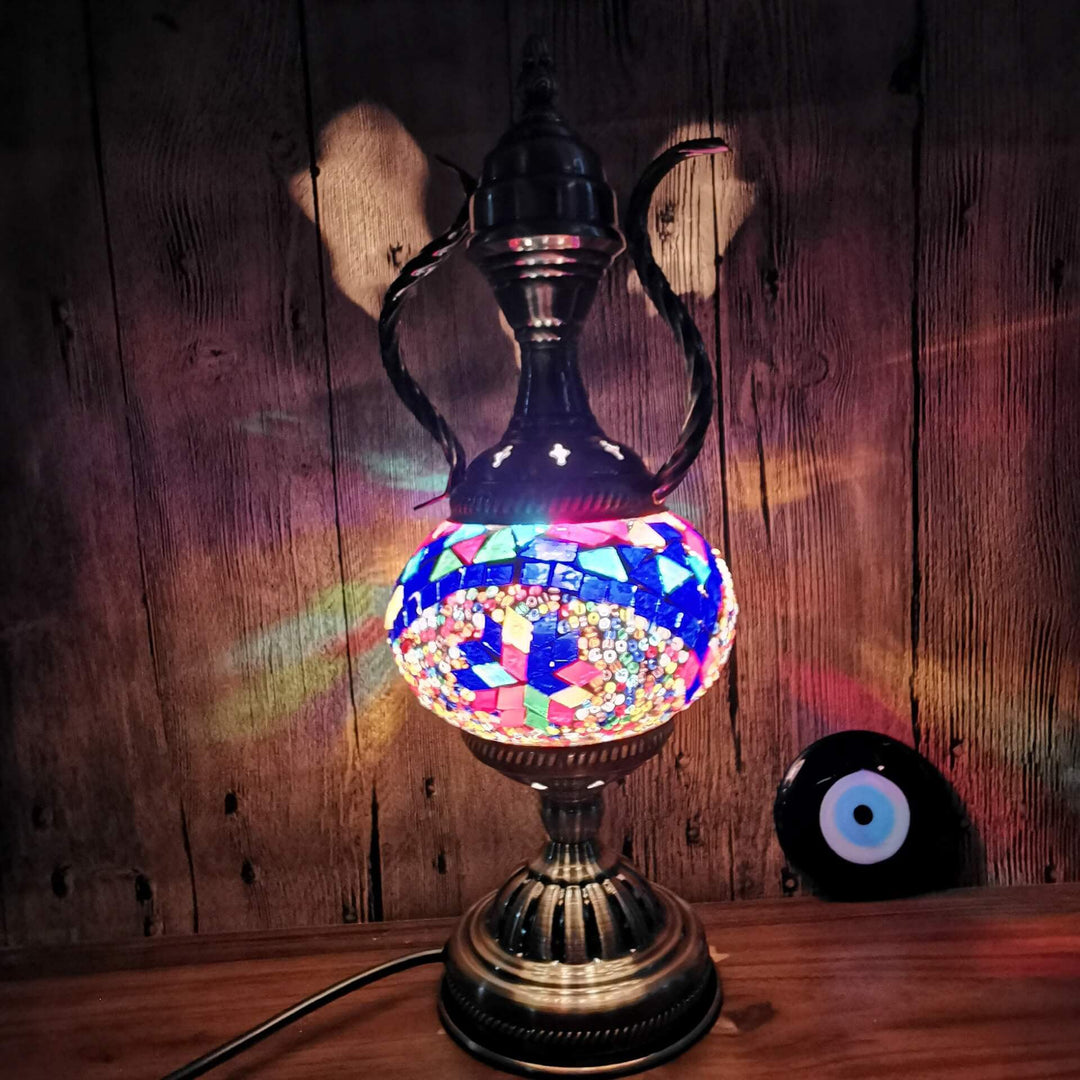 Diseño de cafetera de vidrio vintage turca hecha a mano, lámpara de mesa de 1 luz 