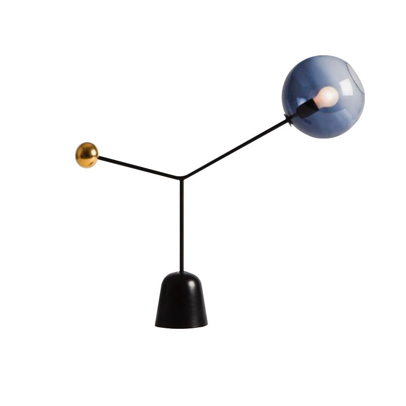 Moderne kreative Satellitenglas-Eisen 1-Licht Tischlampe 