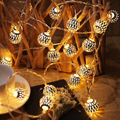 Solar-Lichterkette Marokkanische Kugel Bunte LED-Weihnachtslichter Eisenkugeln Dekoration Außenlichterkette 
