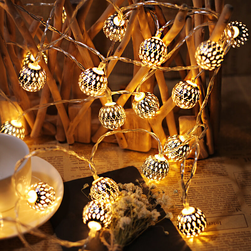 Solar-Lichterkette Marokkanische Kugel Bunte LED-Weihnachtslichter Eisenkugeln Dekoration Außenlichterkette 