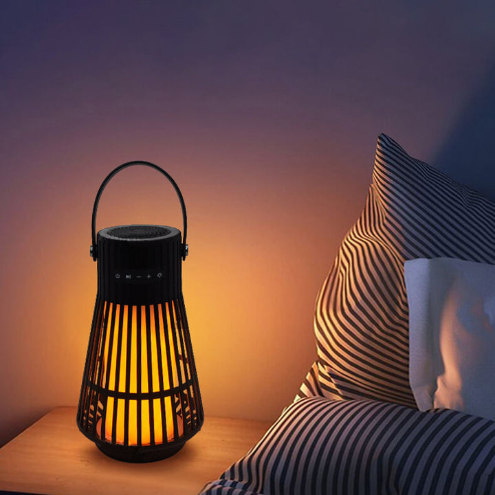 Altavoz Bluetooth LED de lámpara al aire libre con pantalla de lámpara de barra hueca de plástico impermeable 