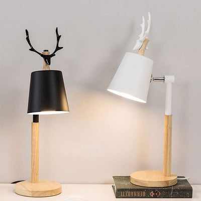 Nordic Creative Moose Design Iron Wood 1-Light Table Lamp