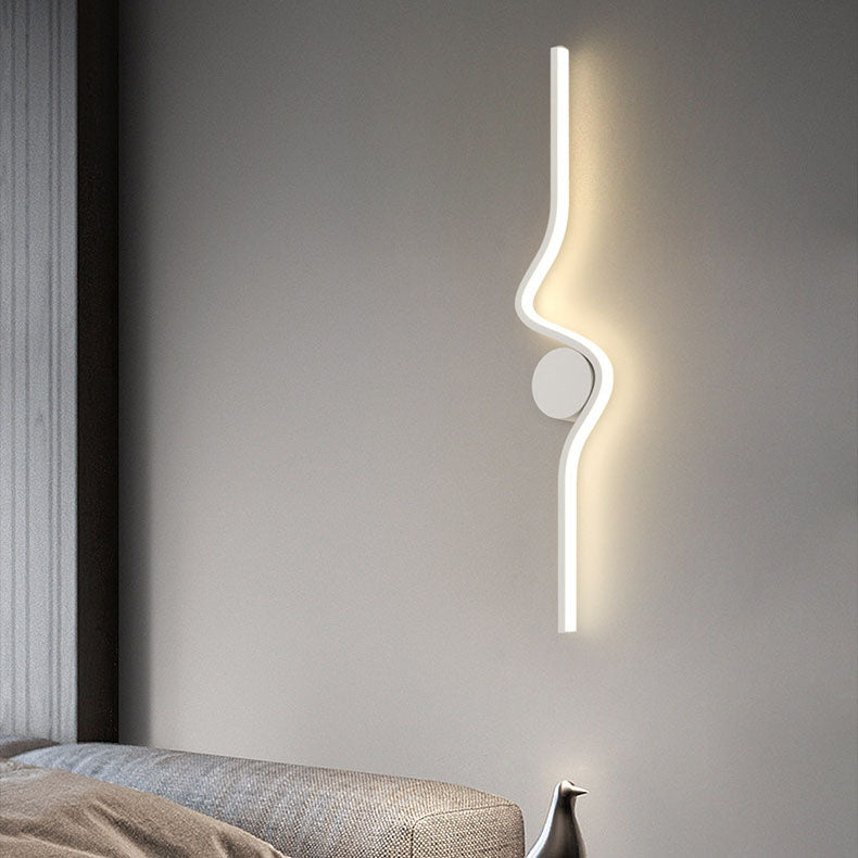 Moderne minimalistische Eisen Aluminium lange Streifen LED Wandleuchte Lampe für Wohnzimmer 