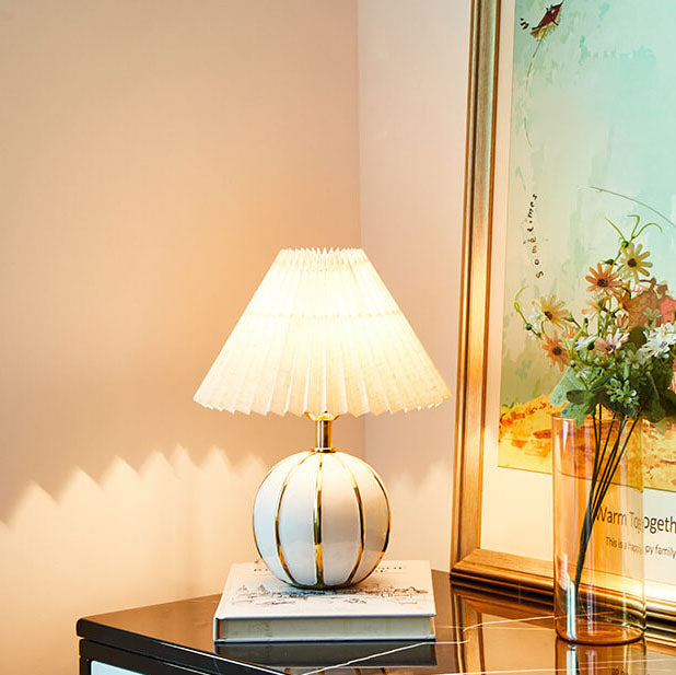 Lampe de table en céramique vintage européenne avec tissu 1 lumière 