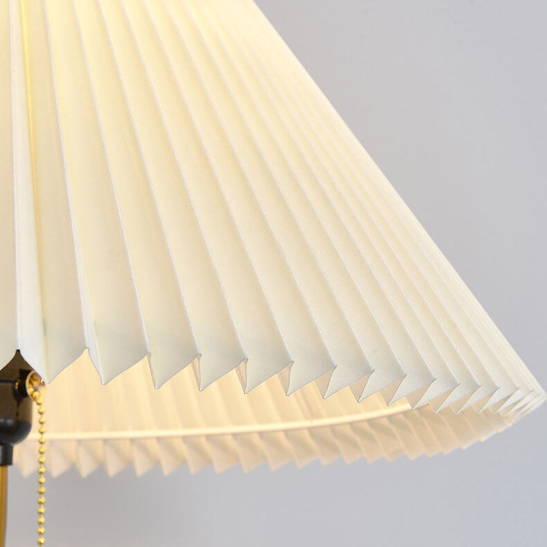 Japanische einfache plissierte Kegelschirm-Stehlampe mit Marmorsockel, 1 Licht