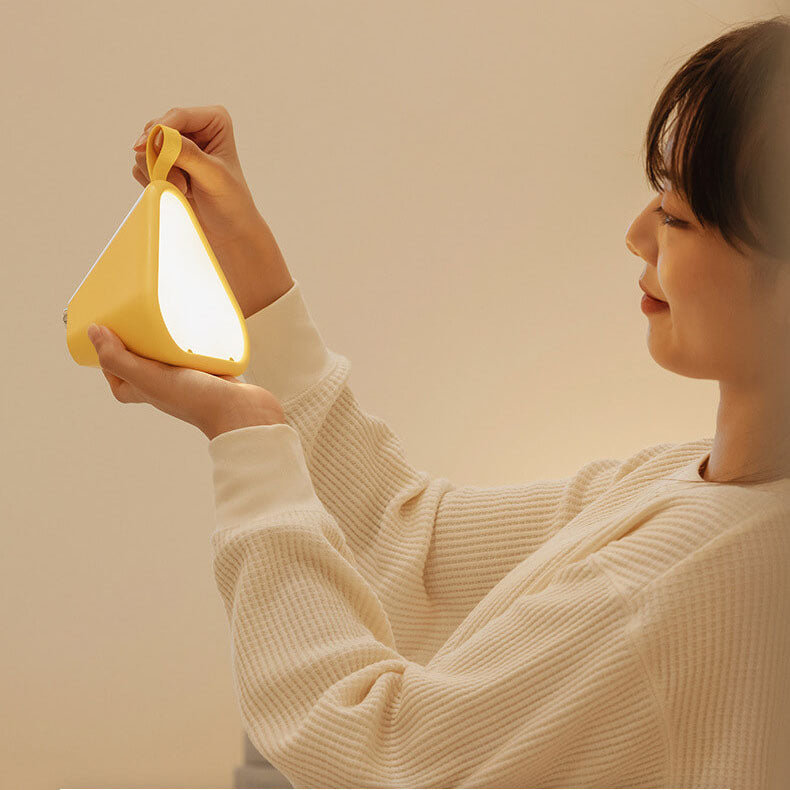 Lámpara de mesa con luz nocturna LED atmosférica de siete colores en triángulo creativo 