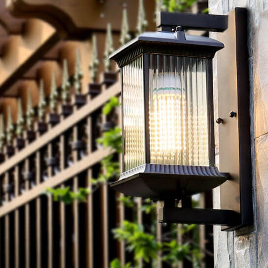 Modern Minimalist Square Aluminum Glass 1-Light Outdoor Waterproof Wall Sconce Lamp For Garden