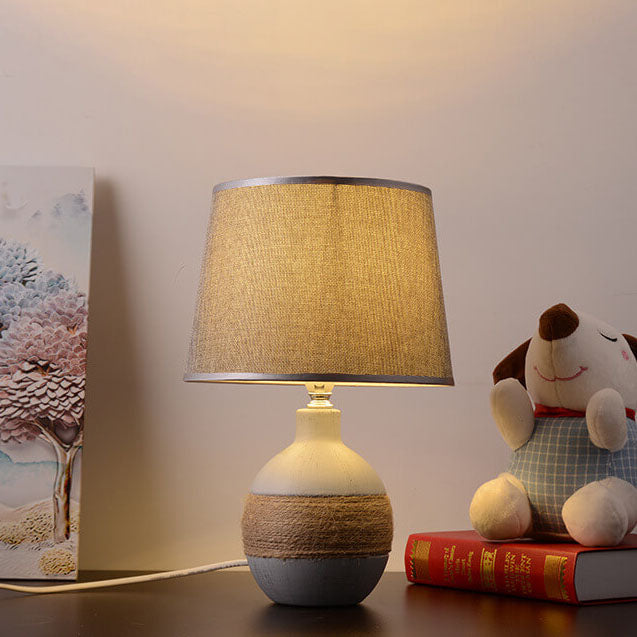 Nordic Vintage Stoff Keramik Glasbasis 1-Licht Tischlampe 